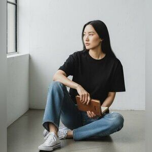 Alice + Olivia / Women’s Blue Denim Jeans / Amazing Boyfriend jean Size 27